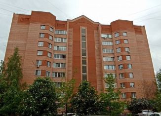 Продам двухкомнатную квартиру, 67 м2, Серпухов, Новая улица, 18