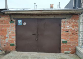 Продаю гараж, 27 м2, поселок городского типа Камские Поляны