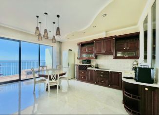 Сдаю 2-комнатную квартиру, 125 м2, Сочи, Курортный проспект, 105, микрорайон Приморье