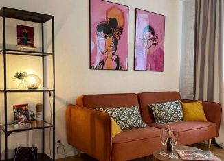 Аренда 2-ком. квартиры, 45 м2, Санкт-Петербург, набережная реки Фонтанки, 75