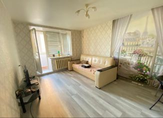 Продаю 2-комнатную квартиру, 40.1 м2, Павловский Посад, улица 1 Мая, 40