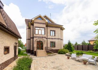 Продаю дом, 350 м2, Тюмень, Демократическая улица, 1Г