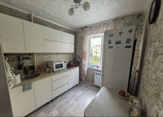 Продаю 1-комнатную квартиру, 32 м2, Сызрань, улица Красильникова, 40