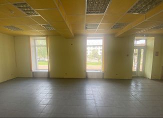 Сдам в аренду помещение свободного назначения, 73.5 м2, Тамбов, Интернациональная улица, 84