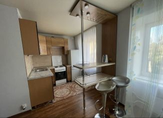 2-ком. квартира в аренду, 44 м2, Междуреченск, улица Юдина, 1