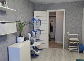 Продается 2-комнатная квартира, 40.2 м2, Невьянск, улица Ленина, 17