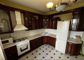 Сдается в аренду 1-комнатная квартира, 50 м2, Владимир, проспект Ленина