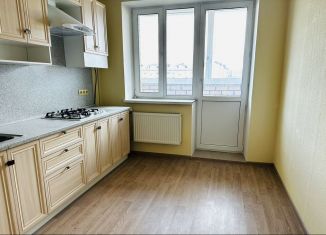 Трехкомнатная квартира на продажу, 78.5 м2, деревня Мокшино, Полевая улица, 5