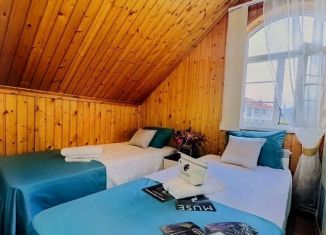 Сдаю дом, 100 м2, Сочи, микрорайон Мамайка, Яблочная улица, 31