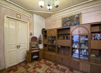 Продается 3-комнатная квартира, 45 м2, Таганрог, улица Розы Люксембург, 36