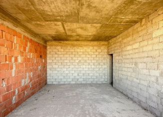 Продается однокомнатная квартира, 45 м2, Махачкала, улица Ирчи Казака, 126