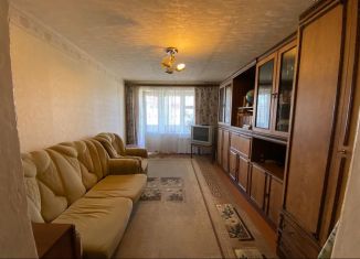 Продаю 3-ком. квартиру, 62 м2, Лиски, улица Маршала Жукова, 9