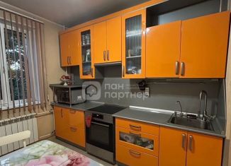 Продается 2-комнатная квартира, 52.6 м2, Санкт-Петербург, улица Бадаева, 11, муниципальный округ Правобережный