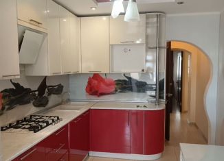 Сдам 3-комнатную квартиру, 78 м2, Республика Башкортостан, улица Артёма, 153