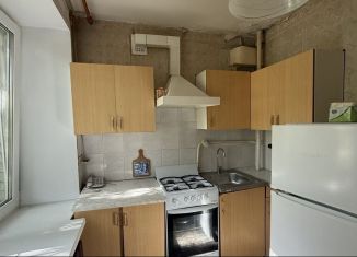 Продам однокомнатную квартиру, 32.7 м2, Петергоф, улица Халтурина, 13