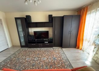 Продается трехкомнатная квартира, 70.1 м2, Чебоксары, улица Чернышевского, 18