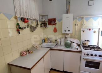 Продажа 2-комнатной квартиры, 40.3 м2, Таганрог, улица Шаумяна, 16