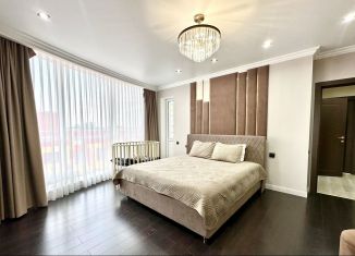 4-ком. квартира в аренду, 132.4 м2, Астрахань, улица Латышева