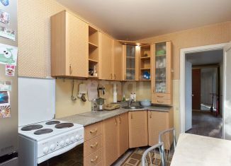 Продаю двухкомнатную квартиру, 49.2 м2, Тюмень, улица Ивана Крылова, 21