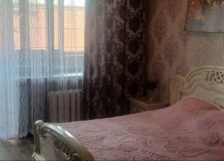 Сдается 1-ком. квартира, 33.5 м2, Псков, Юбилейная улица