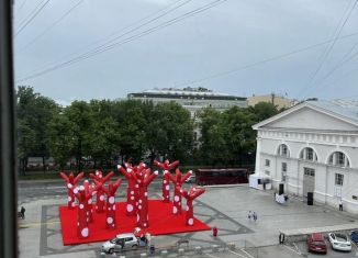 Сдача в аренду трехкомнатной квартиры, 110 м2, Санкт-Петербург, Почтамтский переулок, 2