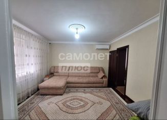 Продаю 1-ком. квартиру, 45 м2, Хасавюрт, улица Датуева, 63
