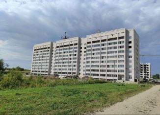 Продаю 2-ком. квартиру, 53 м2, Новоалтайск, улица Титова, 6А