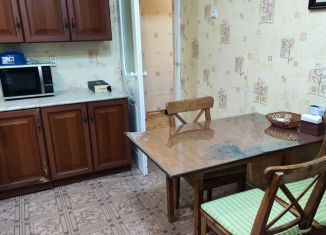 Сдается 3-комнатная квартира, 65 м2, Ростов-на-Дону, улица Народного Ополчения, 25