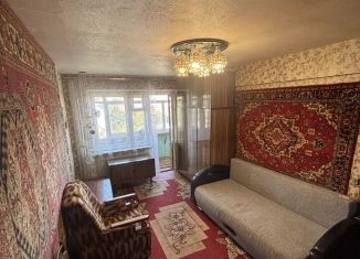 Сдам в аренду 3-ком. квартиру, 64 м2, Калуга, улица Степана Разина, 52
