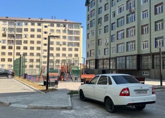 Аренда 4-ком. квартиры, 100 м2, Каспийск, Зелёный переулок, 17