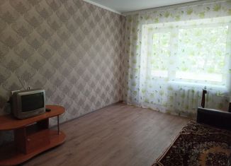 Сдаю в аренду однокомнатную квартиру, 32 м2, Каменск-Шахтинский, улица Ворошилова