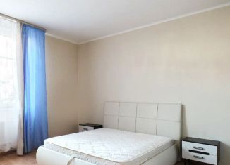 Продаю 2-комнатную квартиру, 85 м2, Екатеринбург, улица Маршала Жукова, 13, улица Маршала Жукова