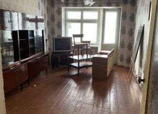 Продается трехкомнатная квартира, 60 м2, Сураж, Красноармейская улица, 5