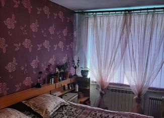 Продажа 2-комнатной квартиры, 54 м2, Ленинградская область, квартал Ленрыба, 41