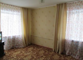 Продам 1-ком. квартиру, 31 м2, Карачев, улица Ленина