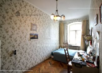 Продается 3-комнатная квартира, 83.8 м2, Санкт-Петербург, набережная канала Грибоедова, 79, муниципальный округ Сенной