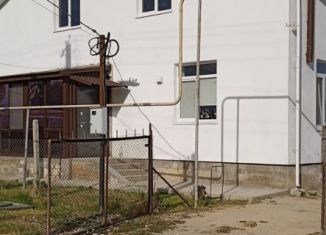 Продам дом, 260 м2, посёлок городского типа Кировское, улица Комарова