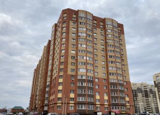 Сдается в аренду двухкомнатная квартира, 60 м2, Рязань, Семчинская улица, 3, ЖК Ломоносов