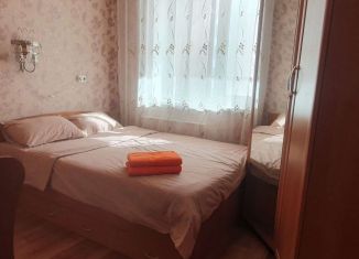 Сдача в аренду двухкомнатной квартиры, 43 м2, Кемеровская область, проспект Шахтёров, 121