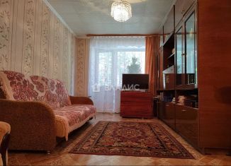 Продается двухкомнатная квартира, 43.8 м2, Вязники, улица Ленина, 7