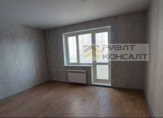 Продам 1-комнатную квартиру, 43 м2, Омская область, улица Леонида Маслова, 3