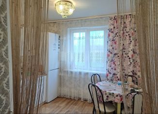 Продам 1-ком. квартиру, 33 м2, село Ямкино, улица Центральная Усадьба