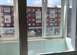 Сдается в аренду двухкомнатная квартира, 37 м2, Полысаево, улица Космонавтов