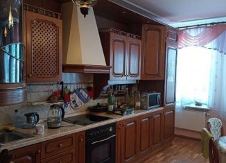 Продается пятикомнатная квартира, 183.5 м2, Самарская область, улица Автостроителей, 102А