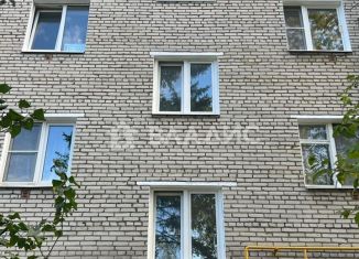 Продажа 3-комнатной квартиры, 50 м2, Москва, 6-я улица Лазенки, станция Переделкино