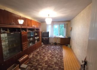 Продается 3-комнатная квартира, 64 м2, Узловая, улица Гагарина, 27
