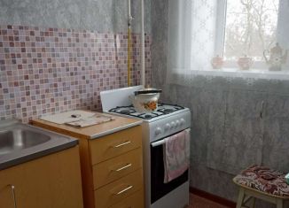 1-комнатная квартира на продажу, 28.4 м2, рабочий посёлок Комсомольский, 1-й микрорайон, 36