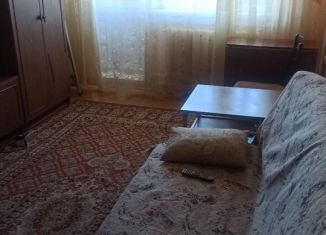 Сдам в аренду трехкомнатную квартиру, 62 м2, Иркутская область, улица Курчатова, 52