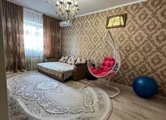 Продается 2-комнатная квартира, 56 м2, Астрахань, Зелёная улица, 1к2, ЖК Зеленая-1