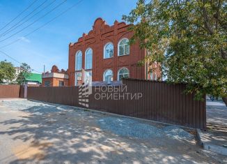 Сдам в аренду дом, 500 м2, Екатеринбург, Санаторная улица, 76